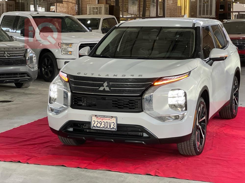 میتسوبیشی ئاوتلاندەر